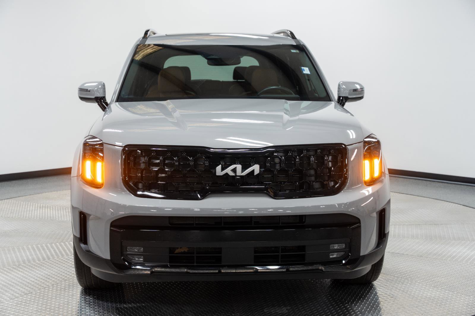 Used 2024 Kia Telluride SX X-Line image 2