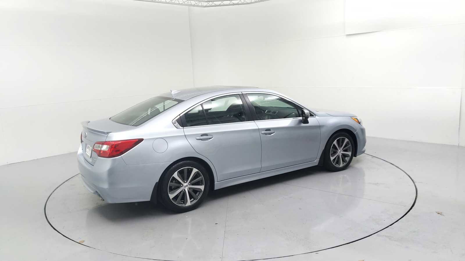 Used 2017 Subaru Legacy 3.6R Limited image 11
