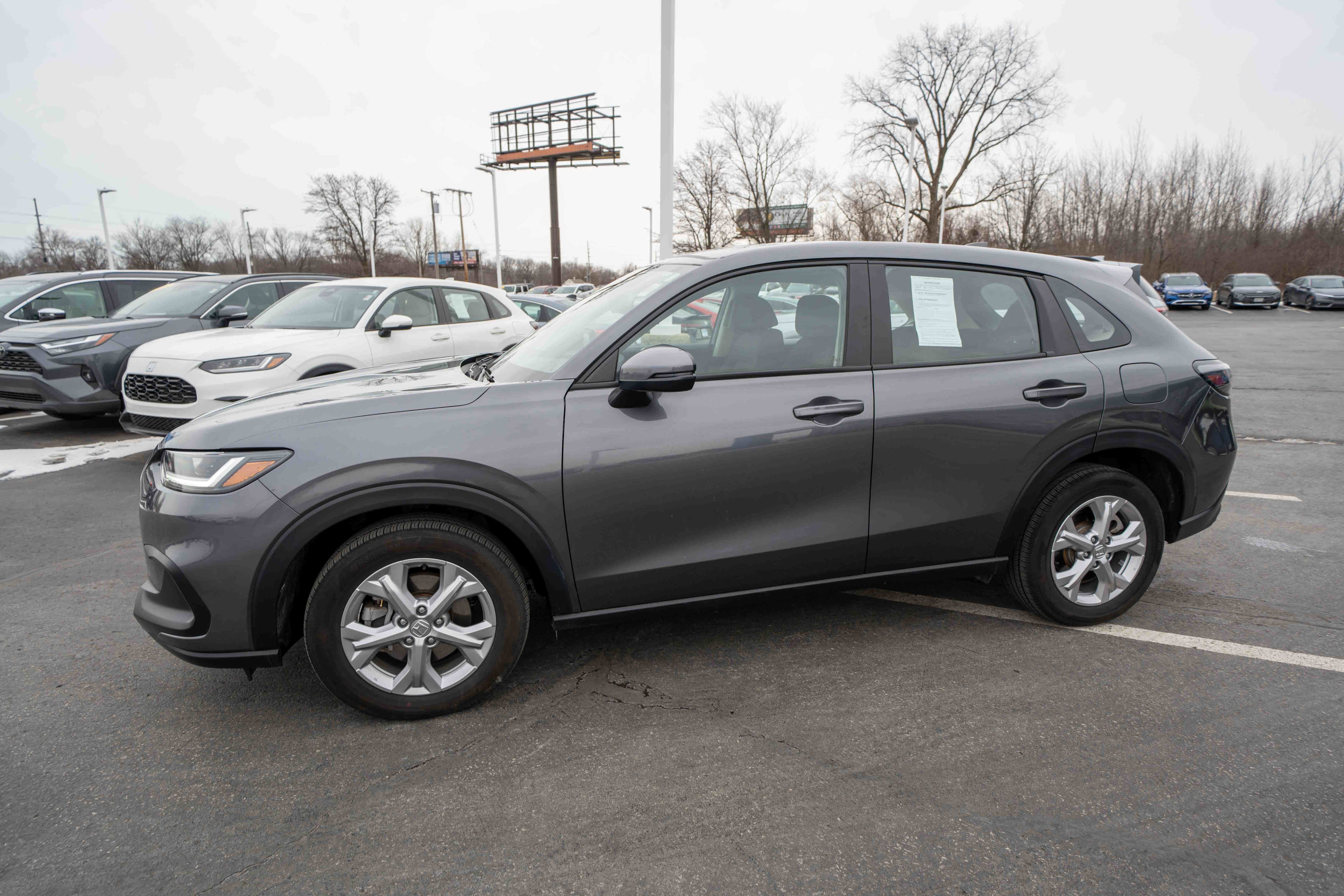 Used 2024 Honda HR-V LX image 3