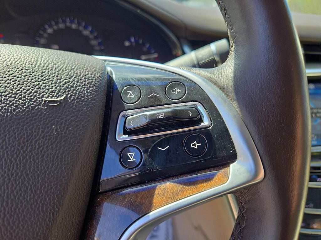Used 2013 Cadillac XTS Luxury w/ Driver Awareness Package FWD image 23