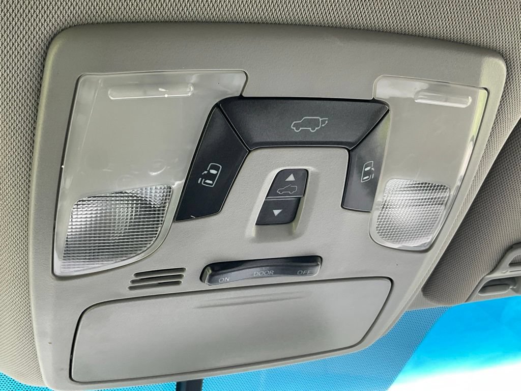 Used 2015 Toyota Sienna XLE AWD/4WD image 24