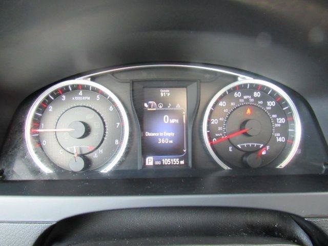 Used 2015 Toyota Camry XSE FWD image 28