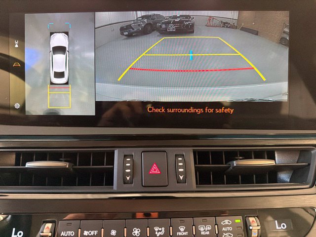 Used 2025 Lexus ES 300h w/ Technology Package FWD image 19