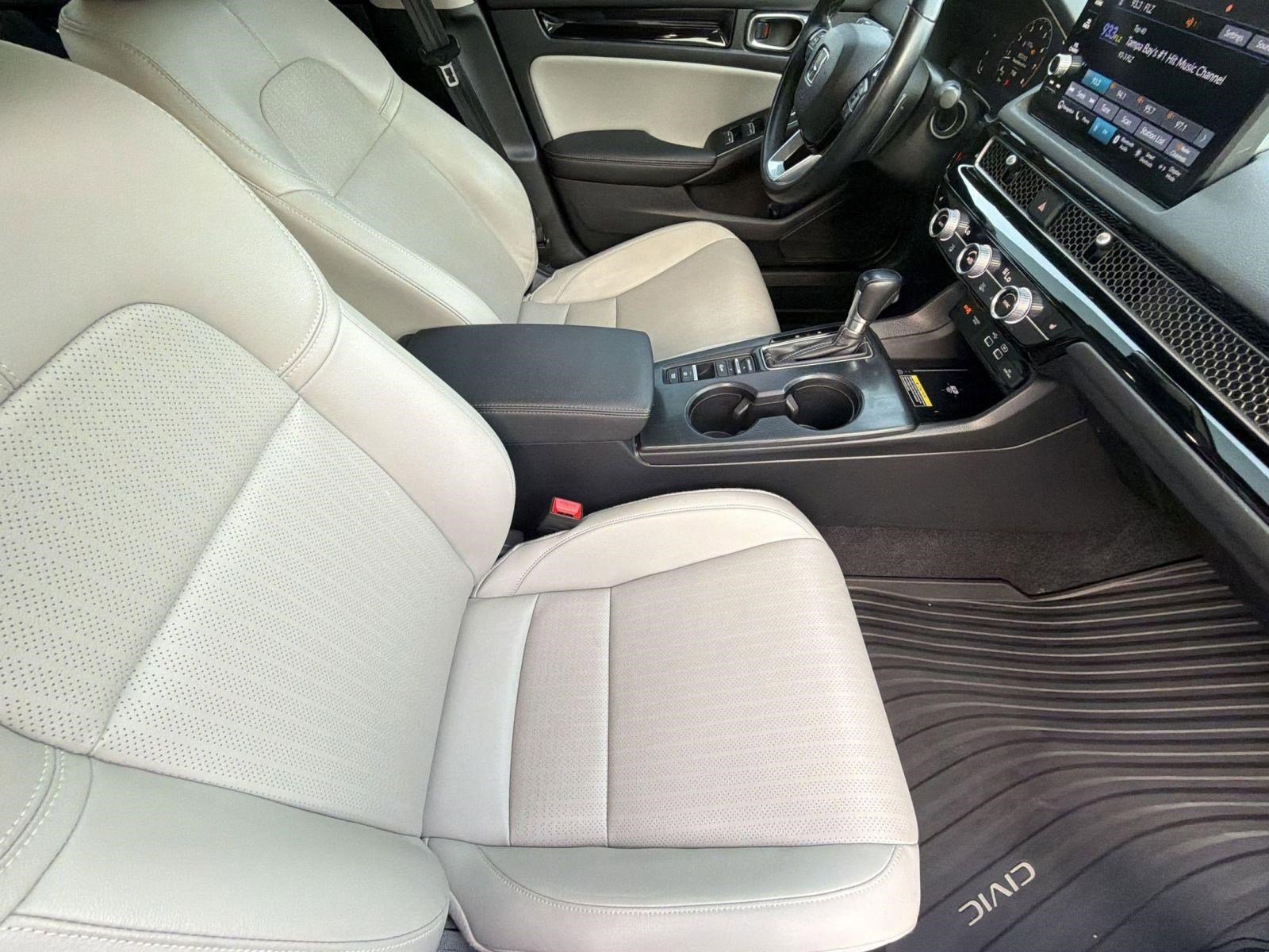 Used 2024 Honda Civic Touring image 35