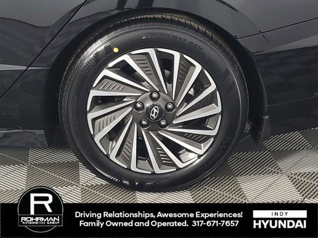 Used 2025 Hyundai Sonata Limited image 10