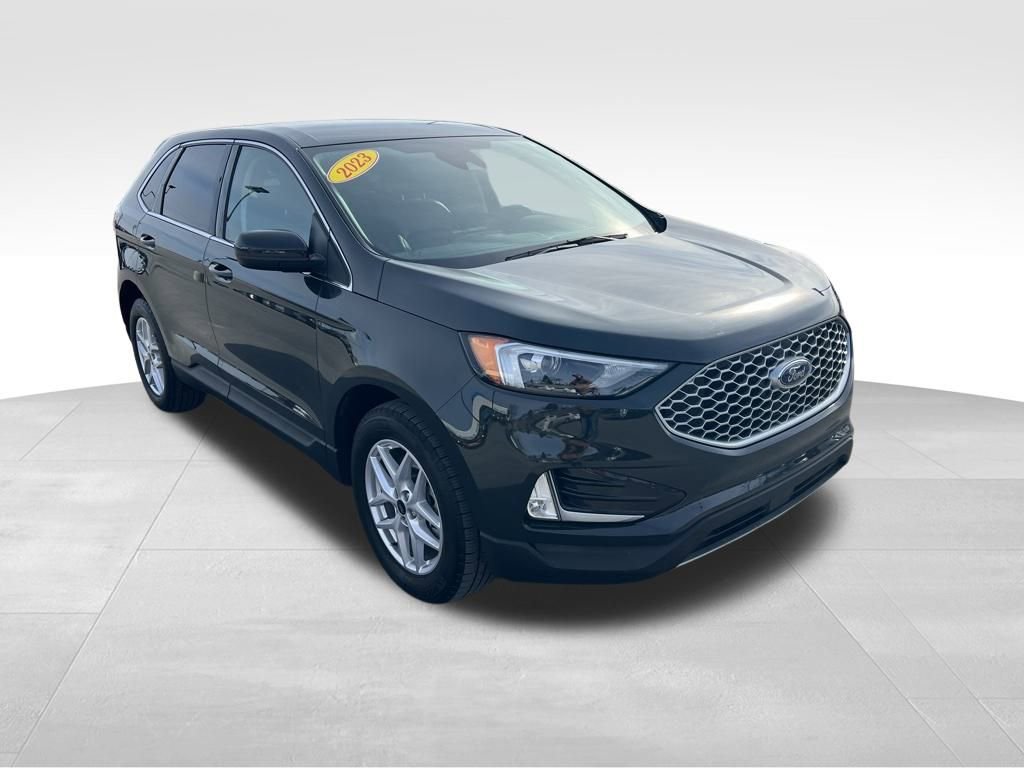 Used 2023 Ford Edge SEL w/ Convenience Package image 9