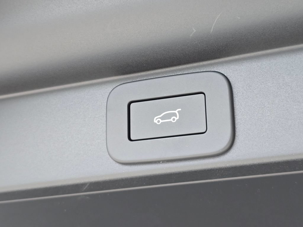 New 2026 Land Rover Range Rover SE AWD/4WD image 13