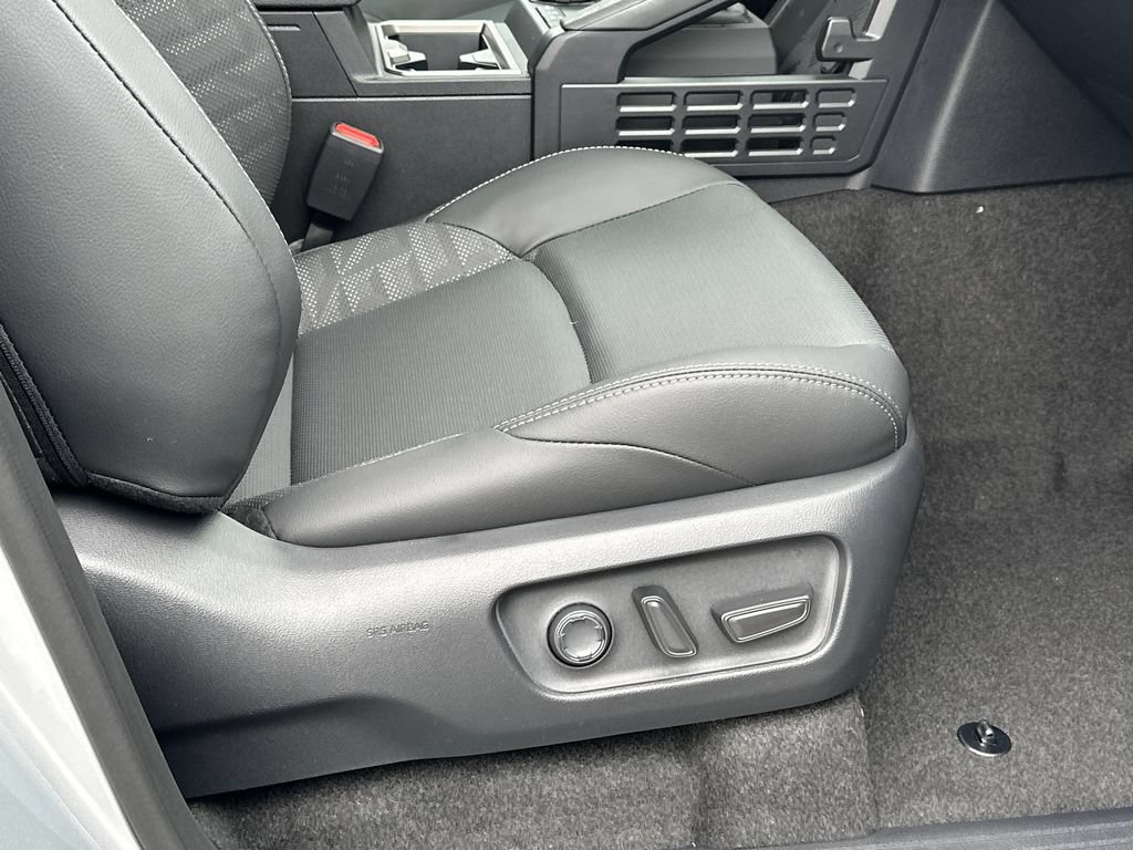 New 2026 Toyota 4Runner TRD Off-Road Premium AWD/4WD image 13