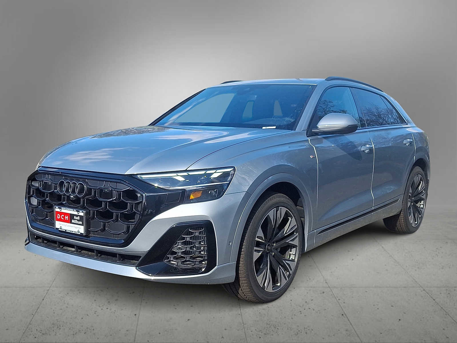 New 2025 Audi Q8 Premium Plus