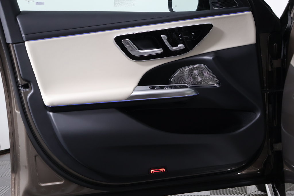 New 2027 Mercedes-Benz E 350 Sedan image 7
