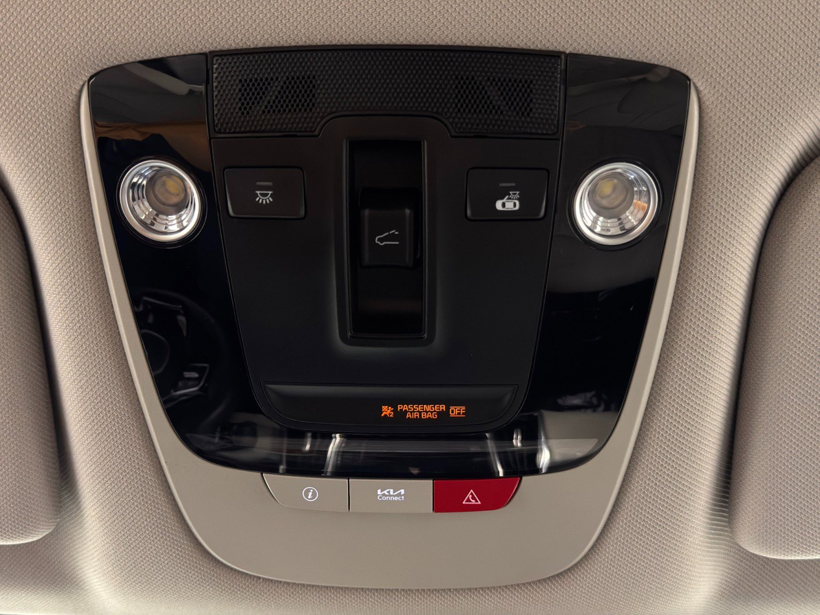 Used 2023 Kia Sorento SX Prestige image 36