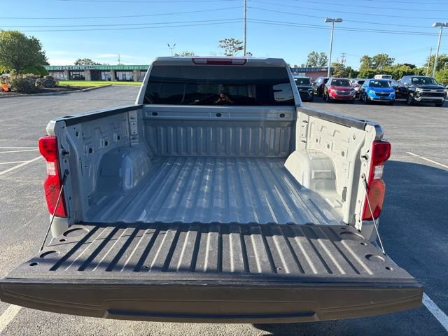 Used 2024 Chevrolet Silverado 1500 LT AWD/4WD image 10