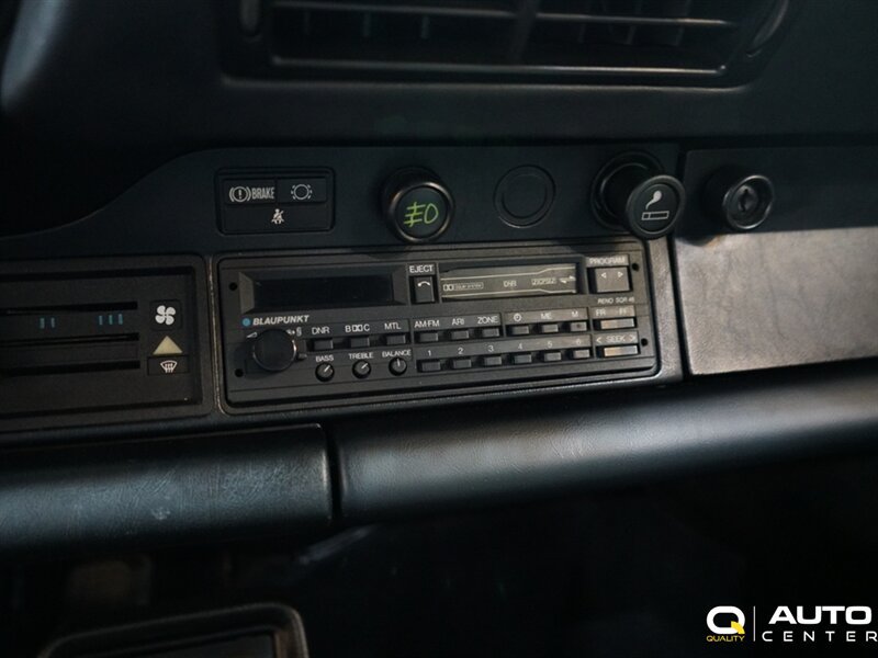 Used 1987 Porsche 911 Carrera RWD image 29