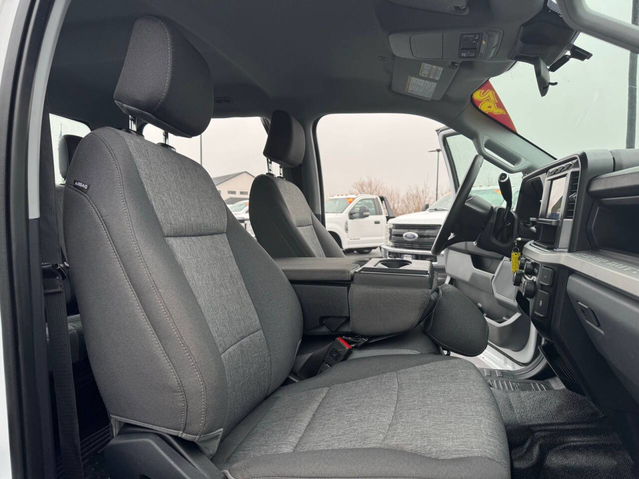 Used 2024 Ford F350 XL w/ FX4 Off-Road Package image 32