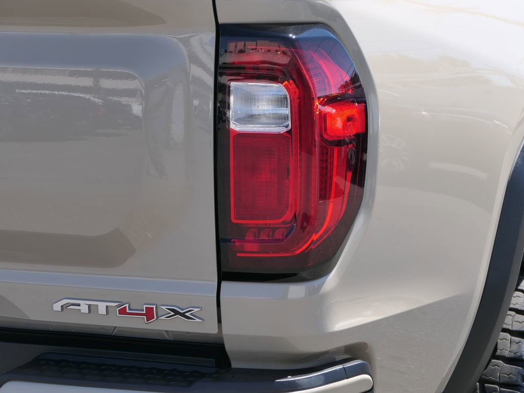 Used 2024 GMC Canyon AT4X AWD/4WD image 5