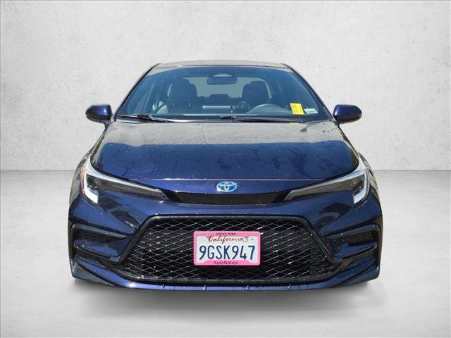 Used 2023 Toyota Corolla SE FWD image 2