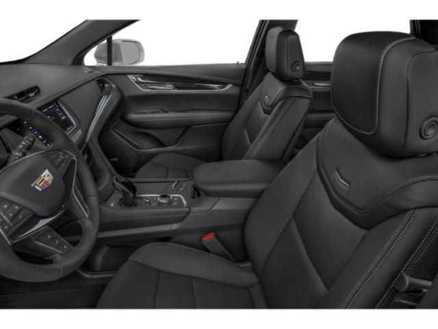 Used 2022 Cadillac XT5 Premium Luxury w/ Technology Package image 9