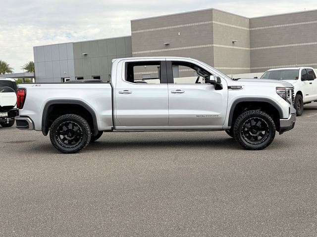 Used 2022 GMC Sierra 1500 SLT w/ SLT Convenience Package AWD/4WD image 27