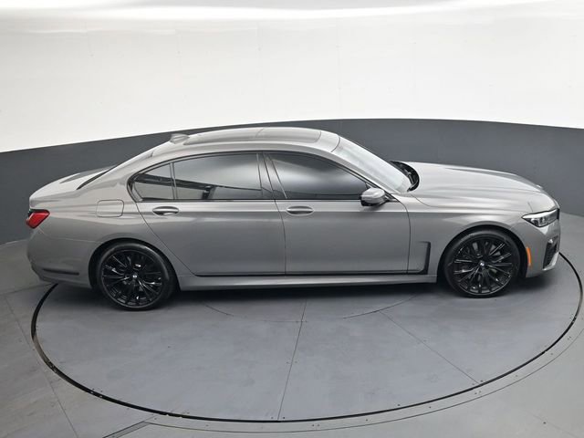 Used 2022 BMW 750i xDrive w/ Executive Package image 26