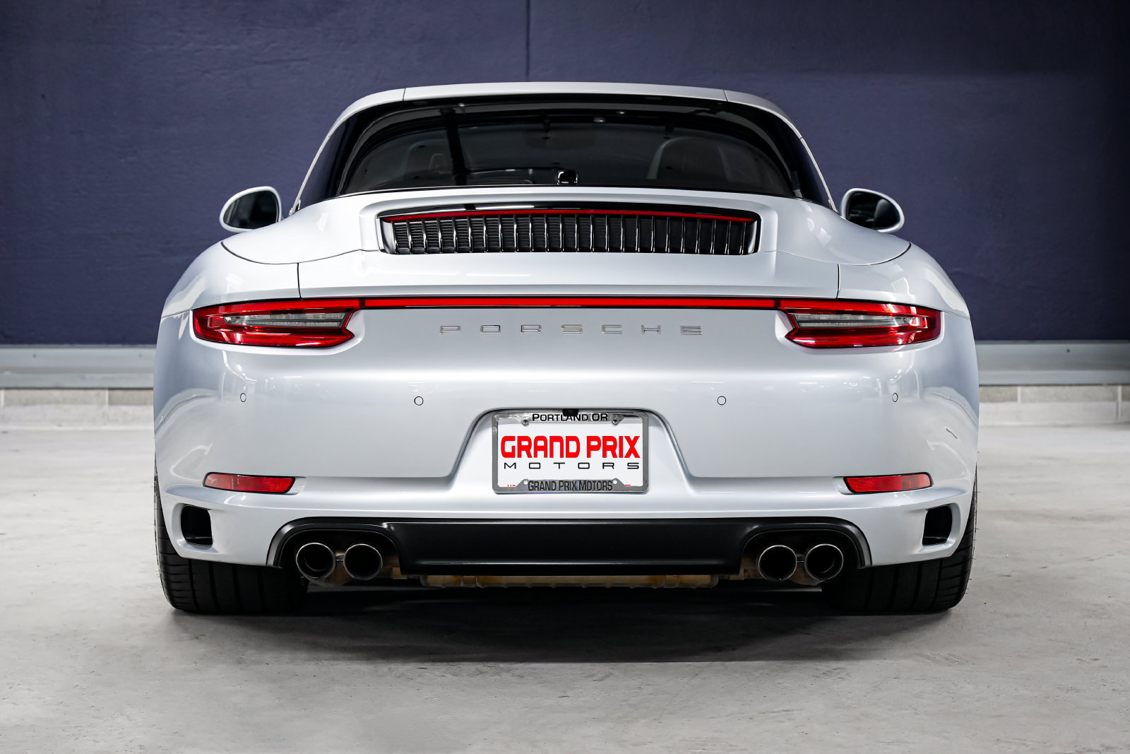 Used 2018 Porsche 911 Targa 4S AWD/4WD image 4