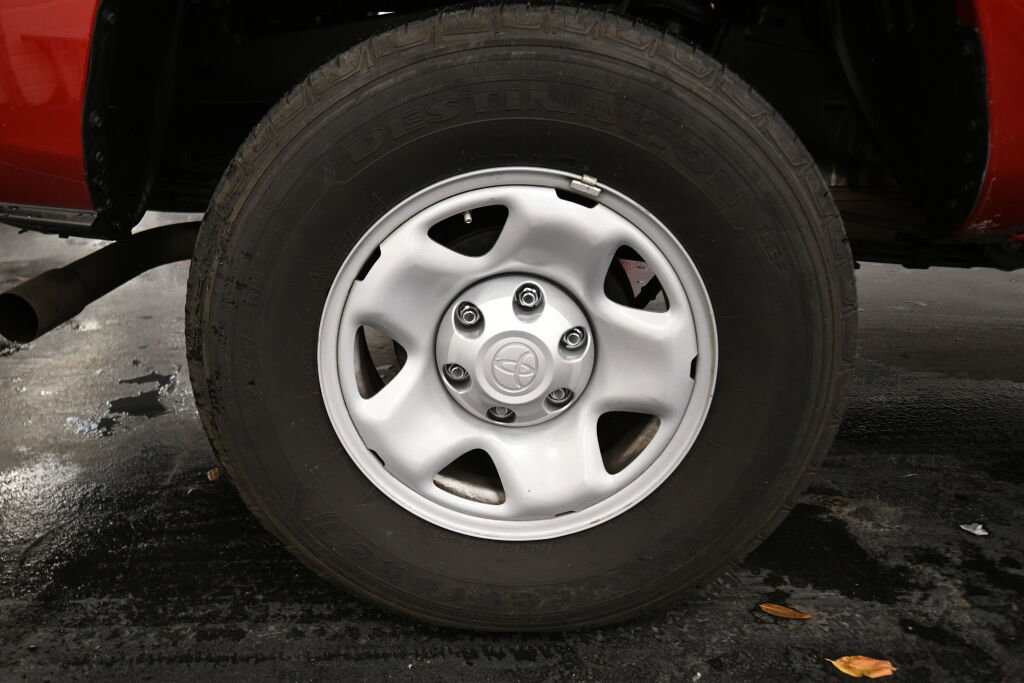 Certified 2023 Toyota Tacoma SR image 30