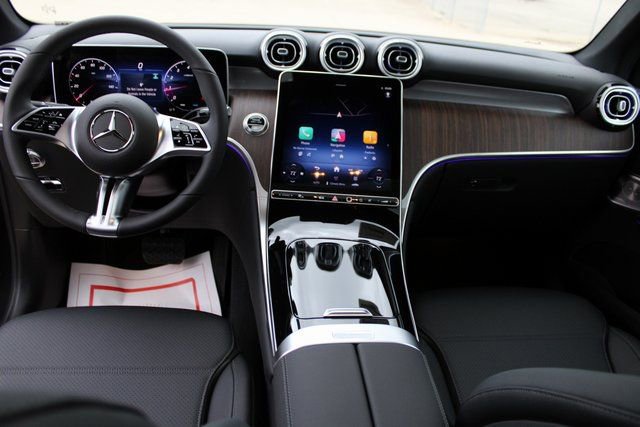 New 2025 Mercedes-Benz GLC 300 4MATIC image 35