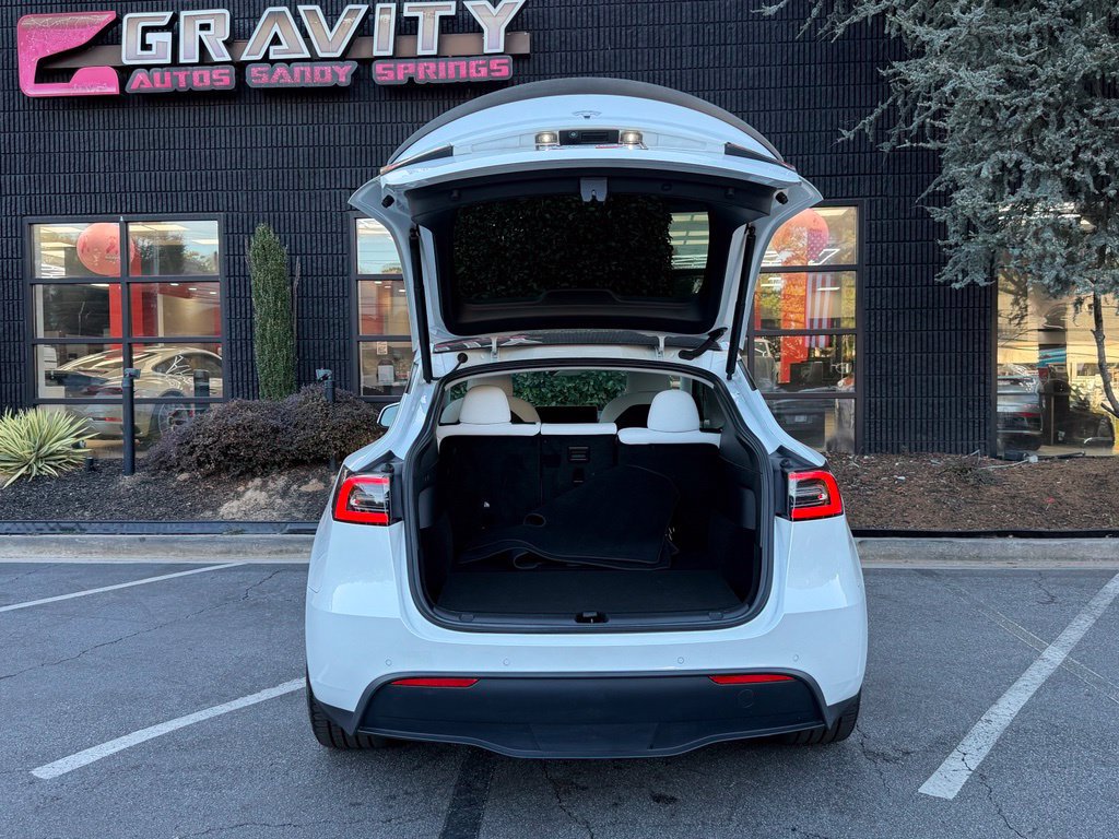 Used 2022 Tesla Model Y Performance AWD/4WD image 17