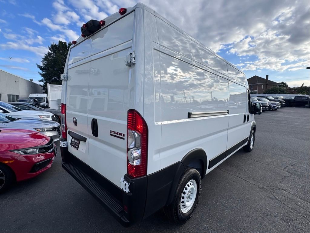New 2025 RAM ProMaster 2500 w/ Storage Group image 7