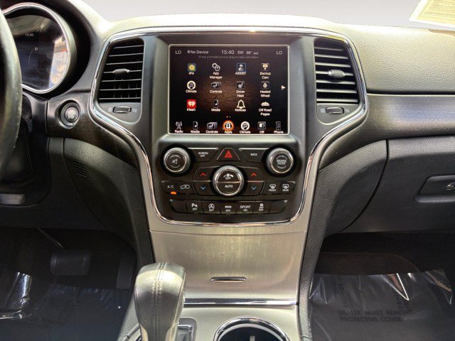 Used 2017 Jeep Grand Cherokee Altitude AWD/4WD image 7