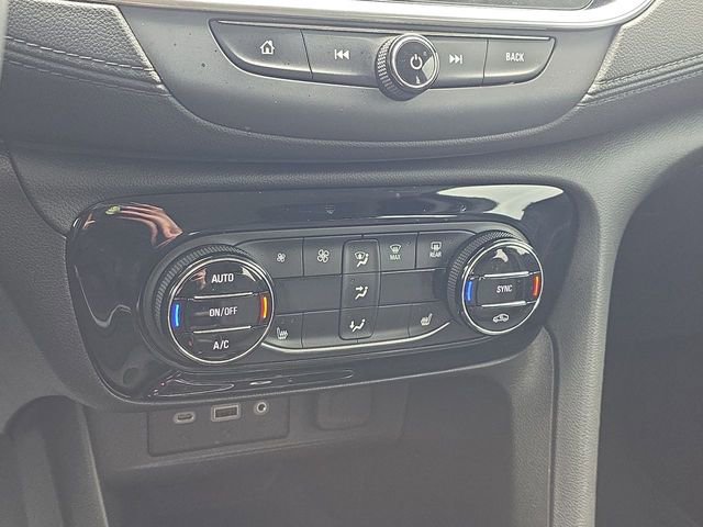 Used 2023 Buick Encore GX Select image 25