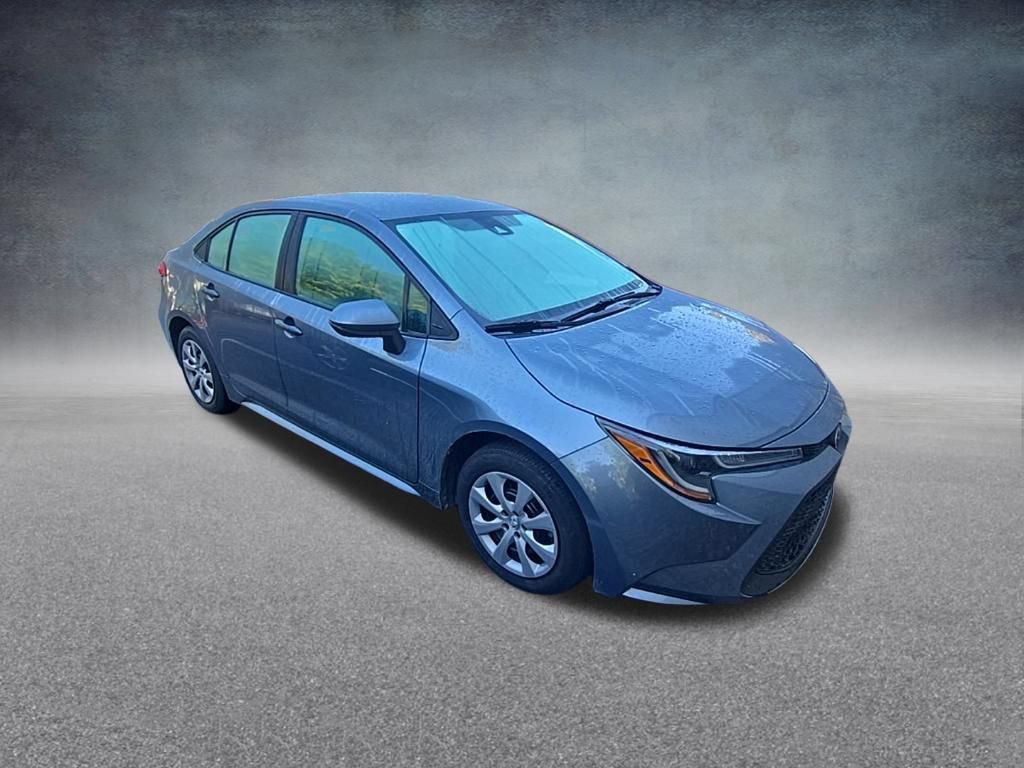 Used 2022 Toyota Corolla LE w/ Carpet Mat Package (TMS) FWD image 2