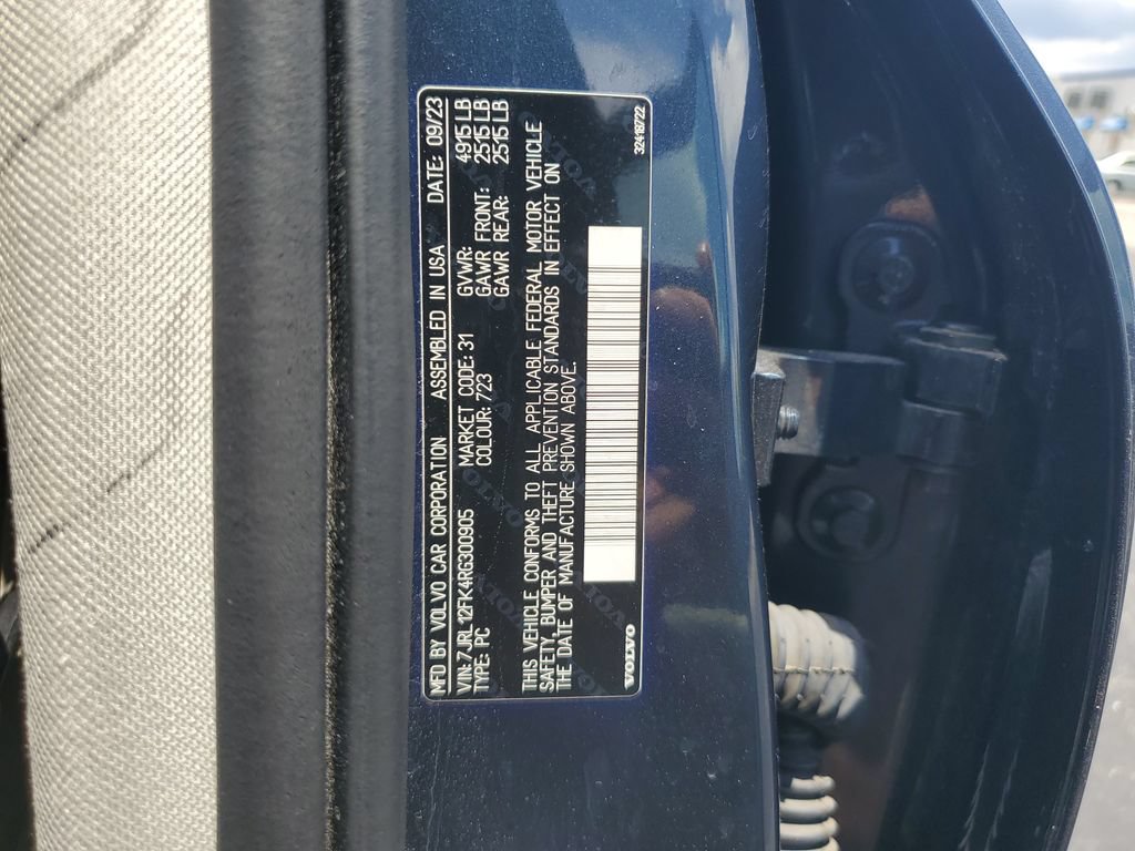 Used 2024 Volvo S60 B5 Core FWD image 48