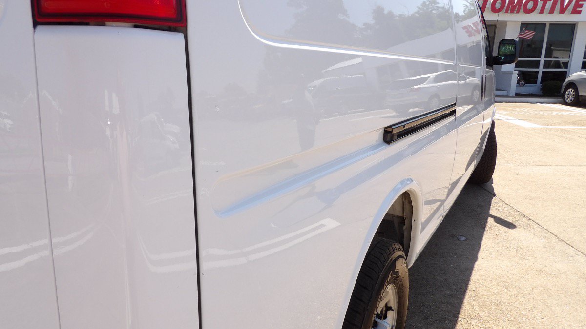 Used 2025 Chevrolet Express 2500 Extended w/ Driver Convenience Package RWD image 8