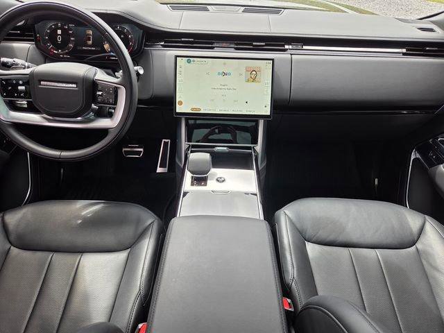 Used 2024 Land Rover Range Rover Autobiography image 12