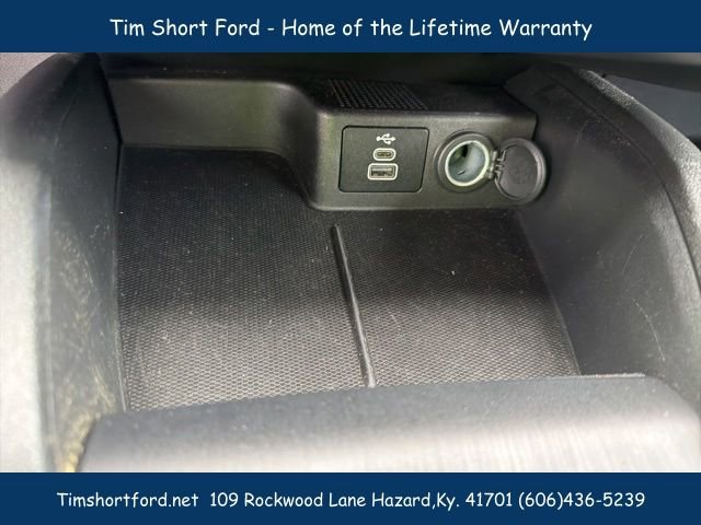 Used 2025 Ford Escape Active AWD/4WD image 13