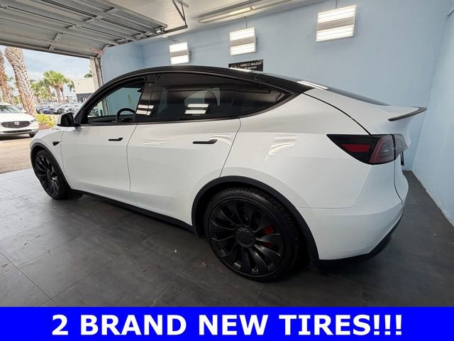 Used 2022 Tesla Model Y Performance AWD/4WD image 9