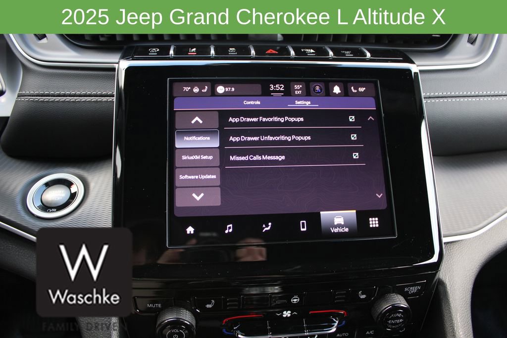 New 2025 Jeep Grand Cherokee L Altitude image 57