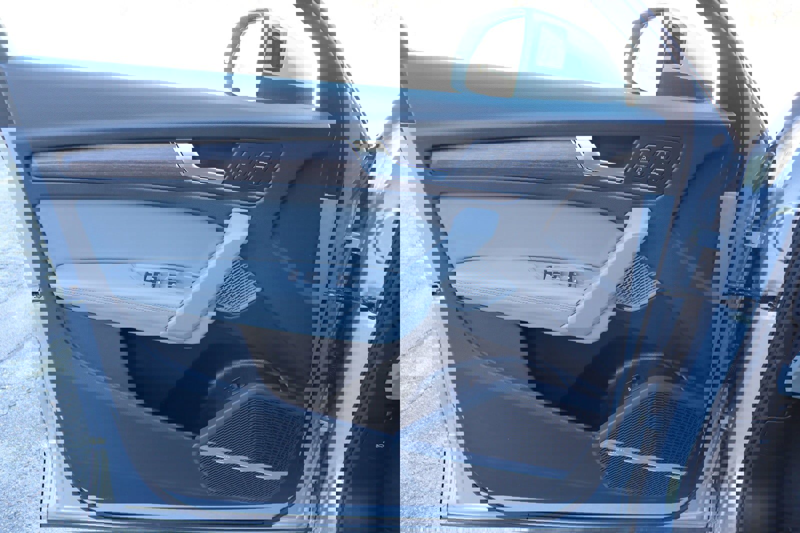 Used 2023 Audi Q5 2.0T Premium Plus w/ Premium Plus Package image 22