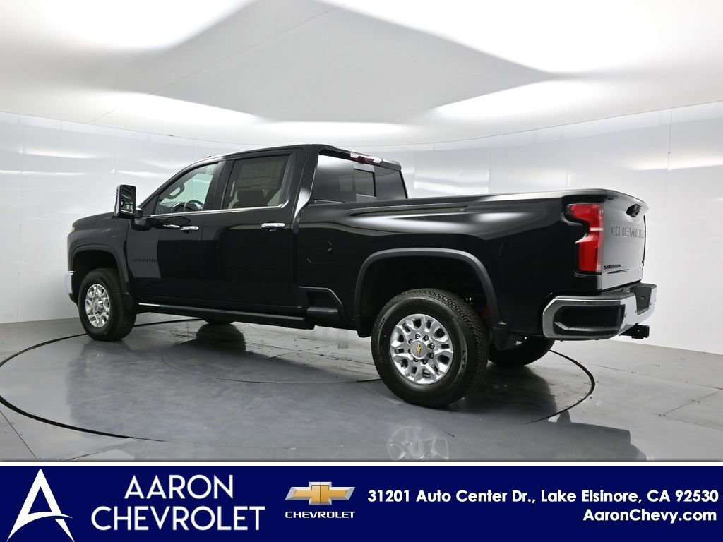 New 2026 Chevrolet Silverado 2500 LTZ w/ LTZ Premium Package AWD/4WD image 5