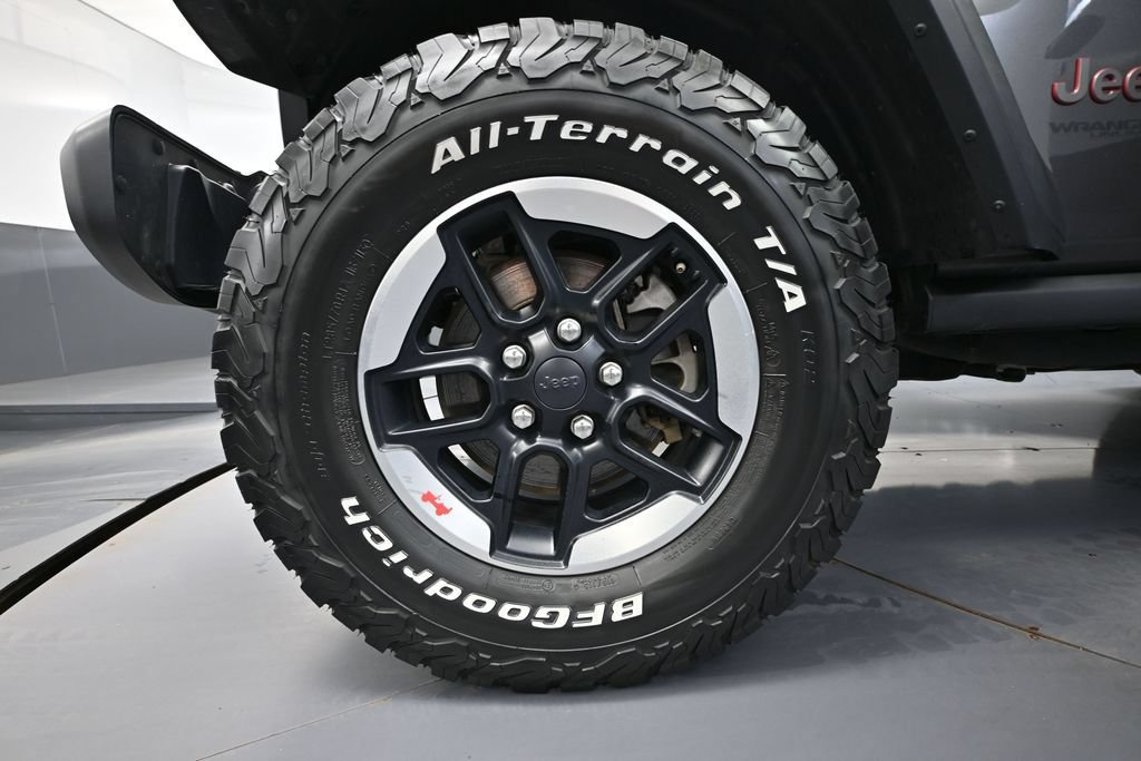 Used 2020 Jeep Wrangler Unlimited Rubicon w/ LED Lighting Group AWD/4WD image 14