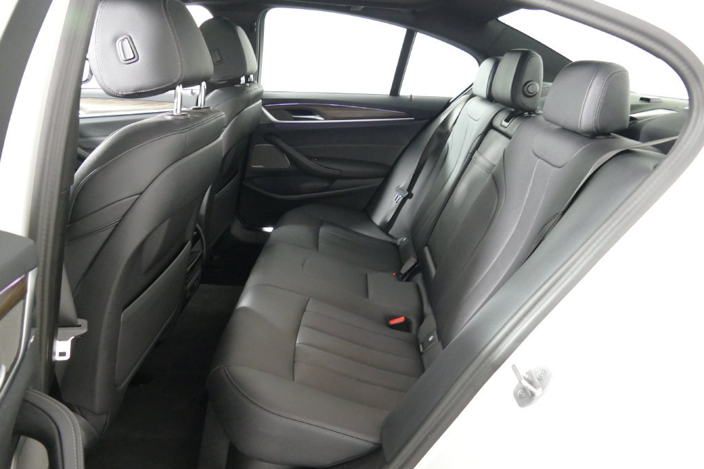 Used 2023 BMW 530i xDrive w/ Premium Package AWD/4WD image 29