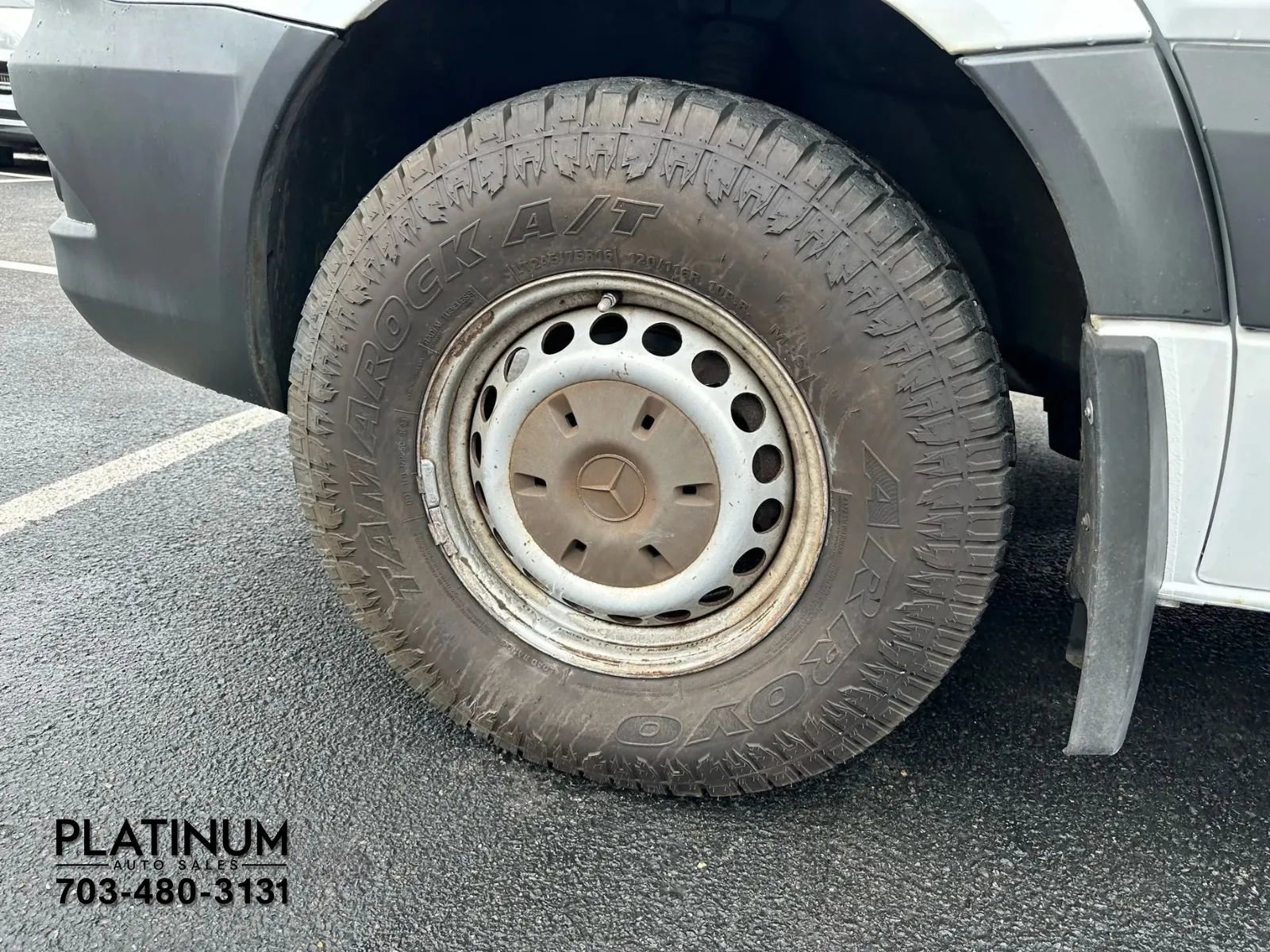 Used 2014 Mercedes-Benz Sprinter 2500 image 15