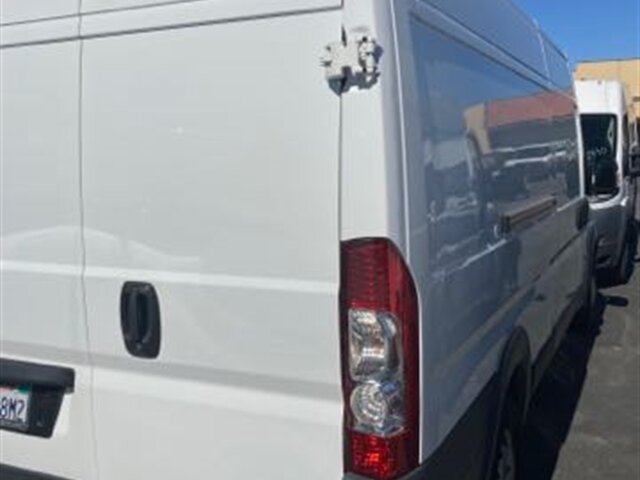 Used 2018 RAM ProMaster 3500 FWD image 4
