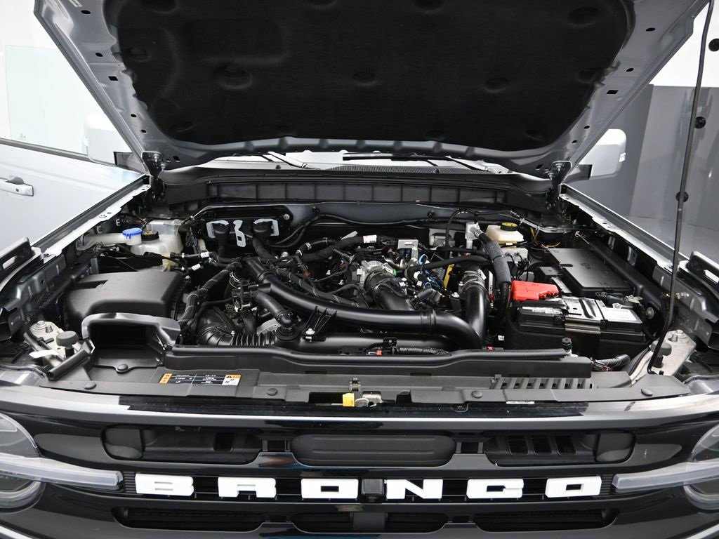 Used 2023 Ford Bronco Outer Banks image 26