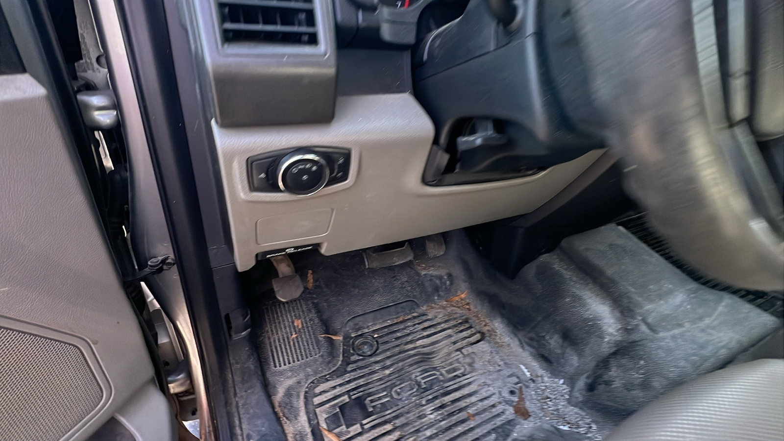 Used 2020 Ford F250 XL w/ Power Equipment Group image 25