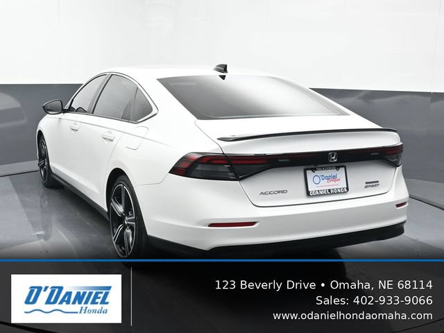 Used 2025 Honda Accord Sport image 4