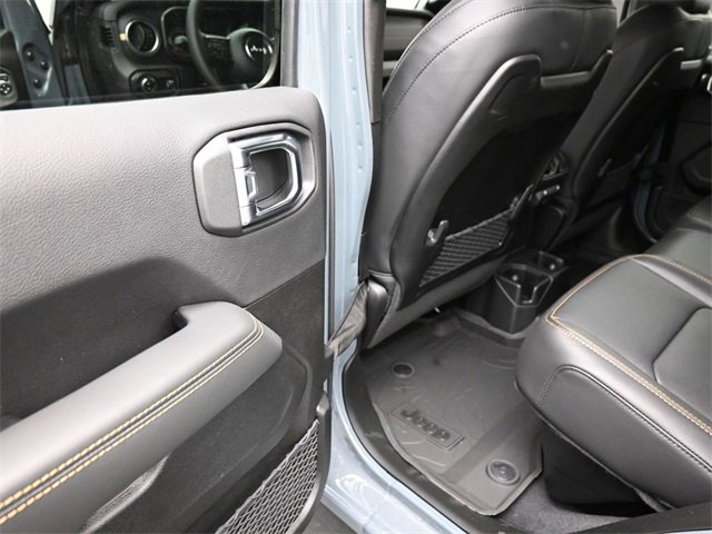 New 2025 Jeep Gladiator Sport w/ Premium Package image 16