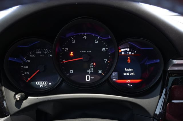 Used 2019 Porsche Macan AWD/4WD image 14