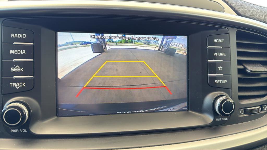 Used 2019 Kia Sorento L FWD image 22