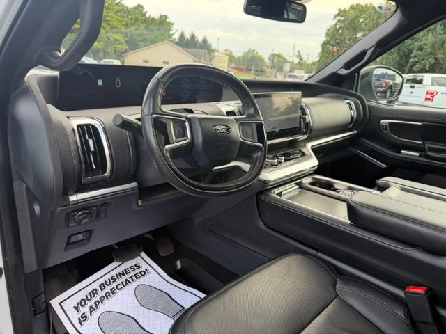 Used 2025 Ford Expedition Max Platinum w/ Stealth Appearance Package AWD/4WD image 24